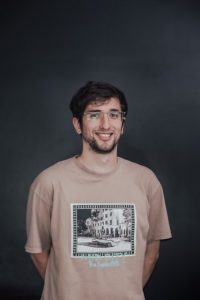 UNA SOLUCIÓN A LA PROBLEMÁTICA HABITACIONAL DE LA POBLACIÓN - Festival Corto Ciudad Real